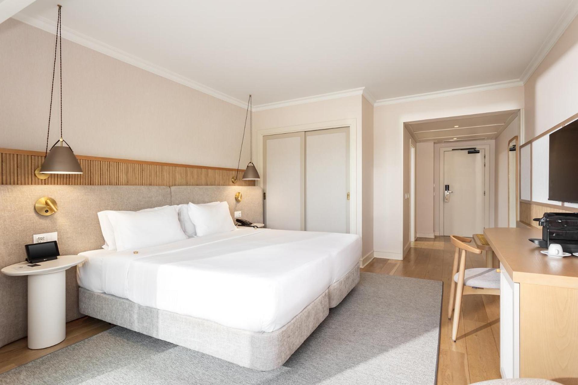 Double or Twin Room with Sea View,1644403323:JPEG